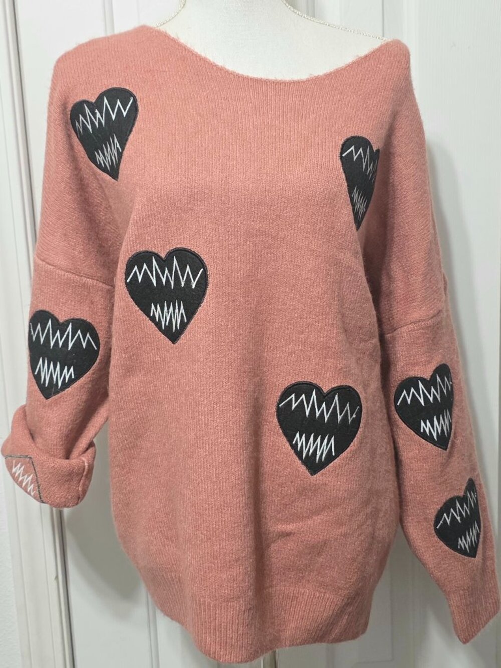 Heart Patch Embroidered Sweater, Women's Large, Easel Los Angeles